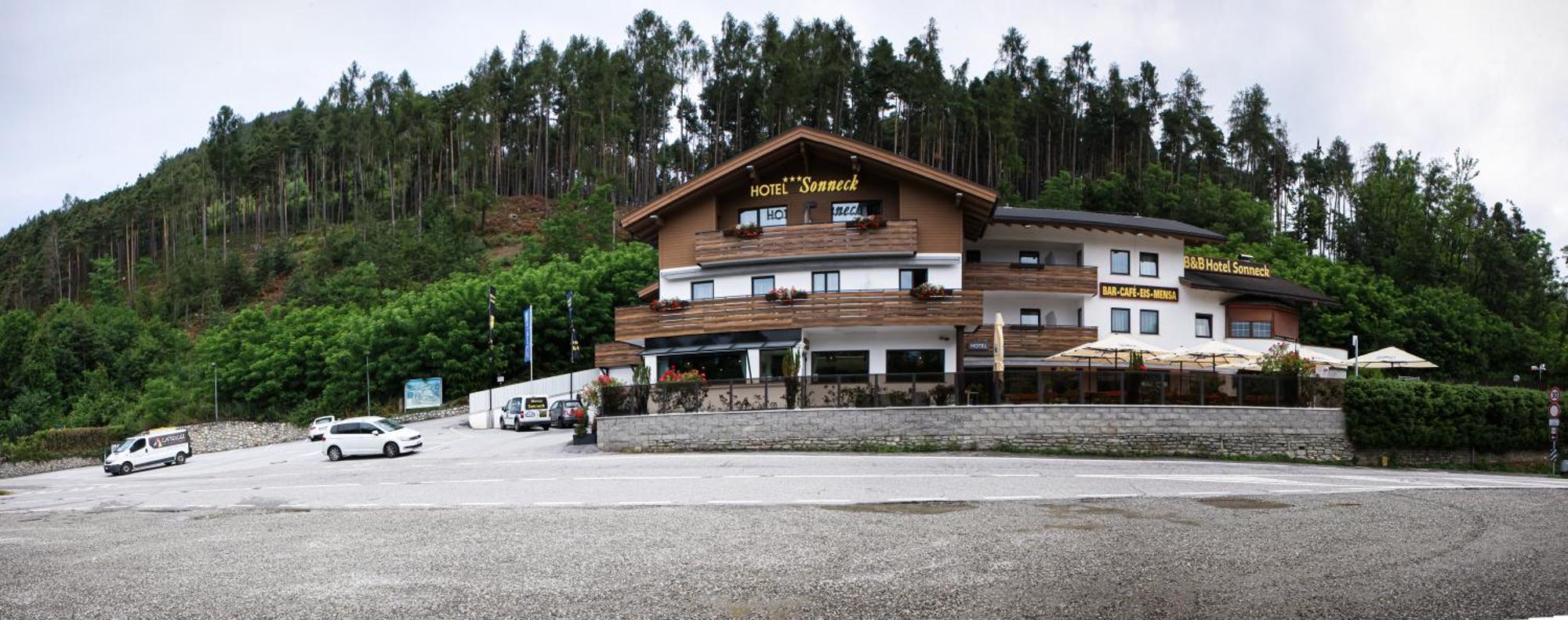B&B Hotel Sonneck Natz-Schabs 외부 사진